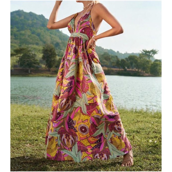 Boho Tropical Print Criss Cross Maxi Dress - Picture 4 of 4